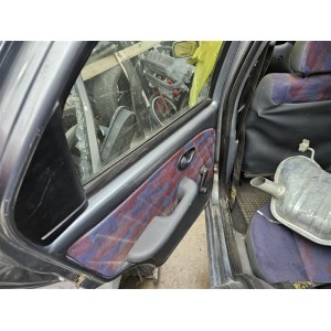 Fiat Palio çıkma kapı döşemesi arka