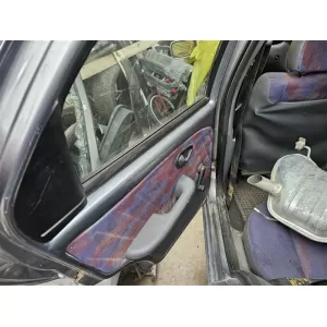 Fiat Palio çıkma kapı döşemesi arka