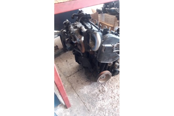 Renault 1.5 önden marşli motor